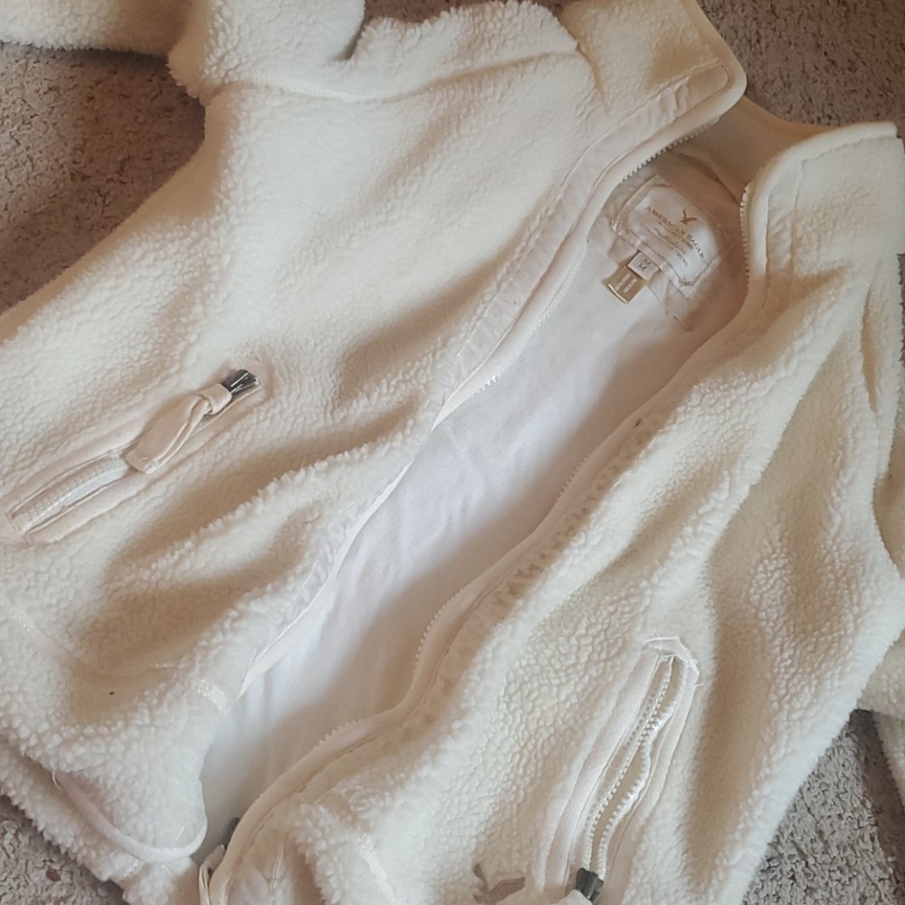 American Eagle fleece jacket